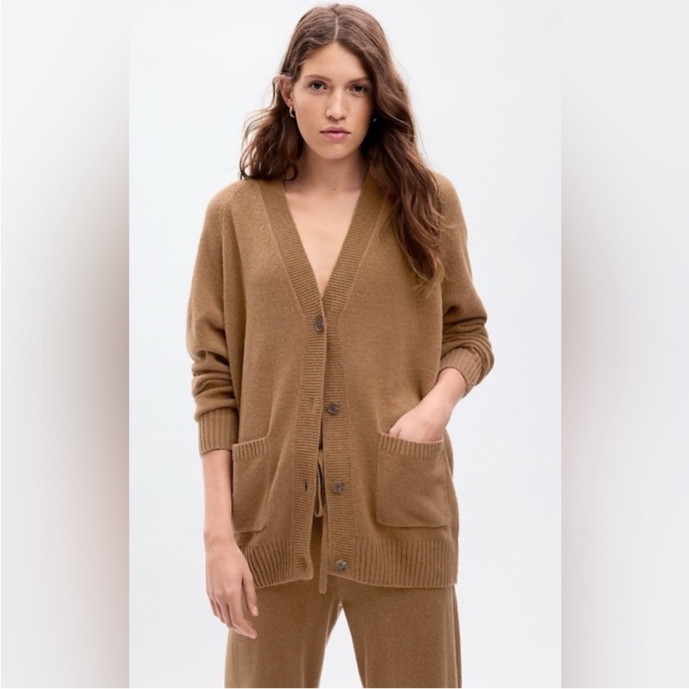 GAP Oversized Buttons Down Boyfriend Cardigan Sweater Women’s Size XS